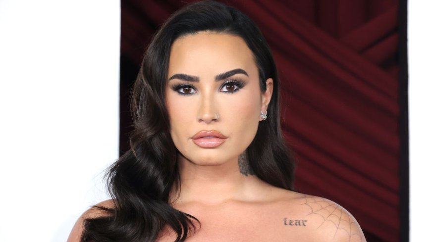 Demi Lovato's Cherry Jello Nails Are the Yummiest Spring Manicure Trend — See Photos
